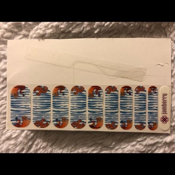 Jamberry Lucky Seven - Picture 2 of 2